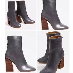 Zara grey ankle boots with wooden heel